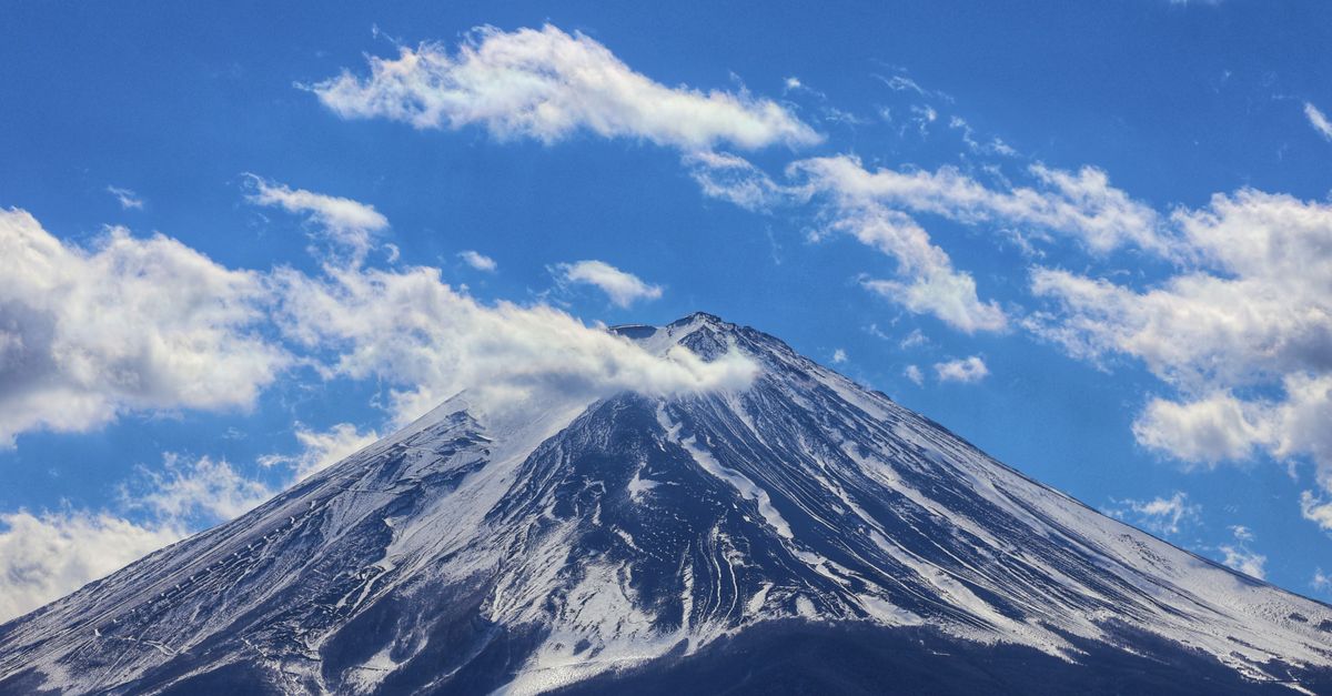 Japan charges Mount Fuji hikers for off-season rescues