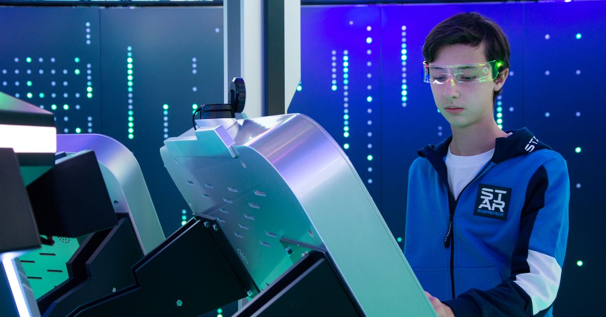 Australia considers banning smart glasses over privacy fears