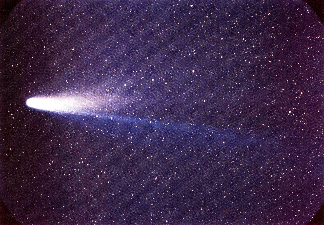 Halley's Comet dust creates shooting stars this week
