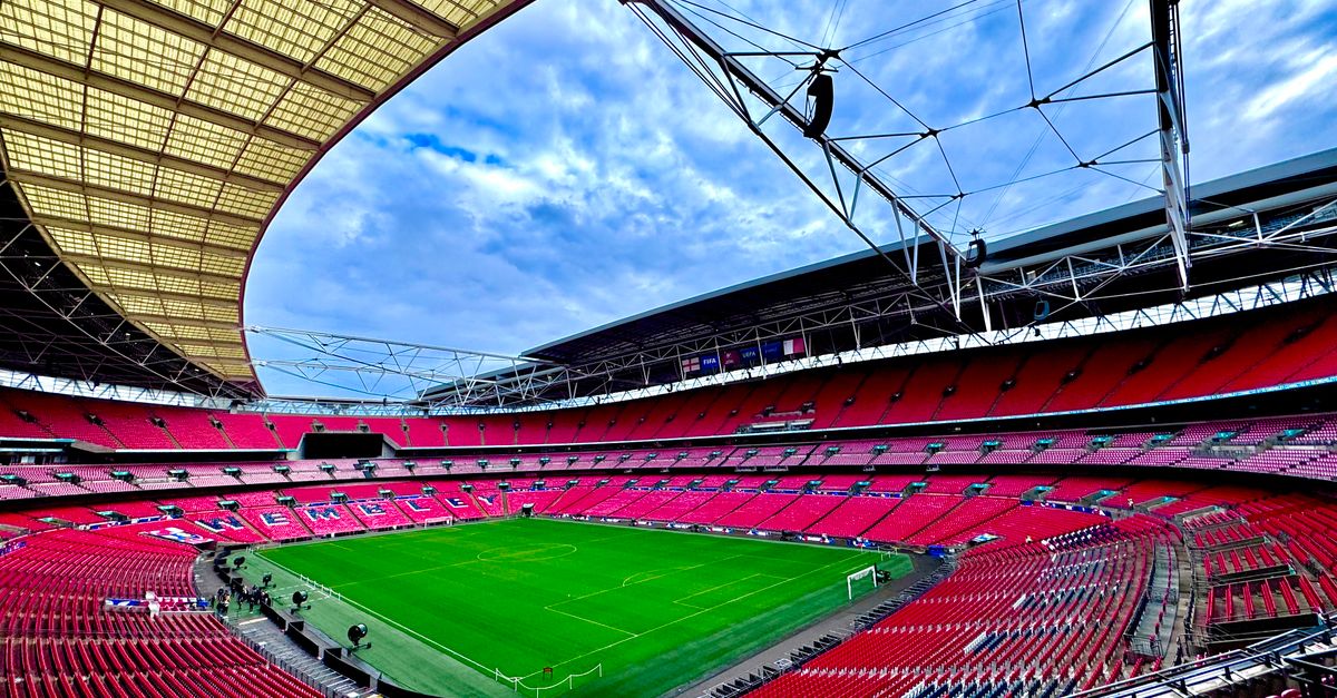 Punjabi singer Diljit Dosanjh headlines Wembley Stadium first time