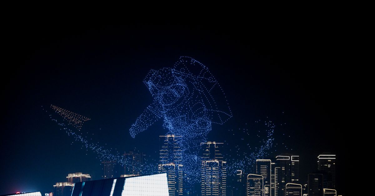 Oasis lights up Manchester sky with drone show